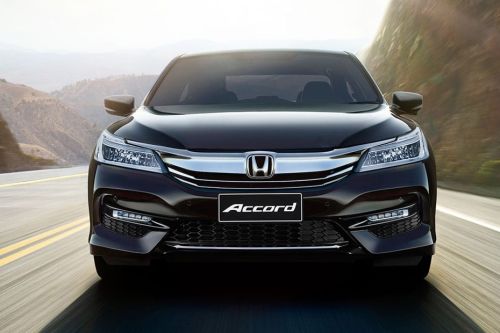 Full Front View of Accord (2015-2018)