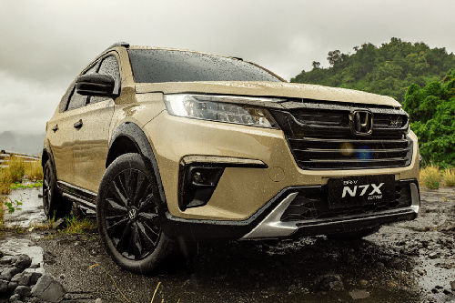 Tampak depan BRV, sudut rendah