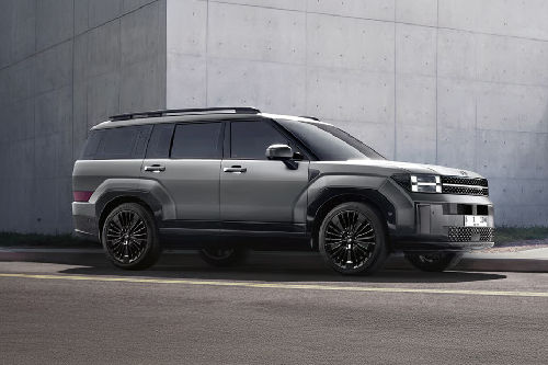 Hyundai Santa Fe Front Cross Side View