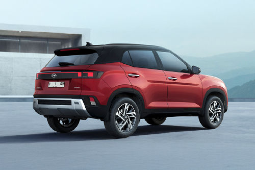 Tampak belakang Creta