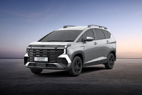 Hyundai Stargazer Cartenz X Front Side View