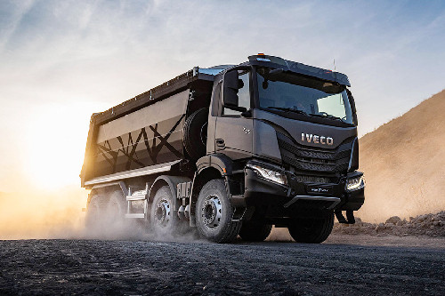 Iveco T Way Artic C9