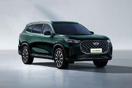 Tampak depan medium CHERY Tiggo 8 CSH