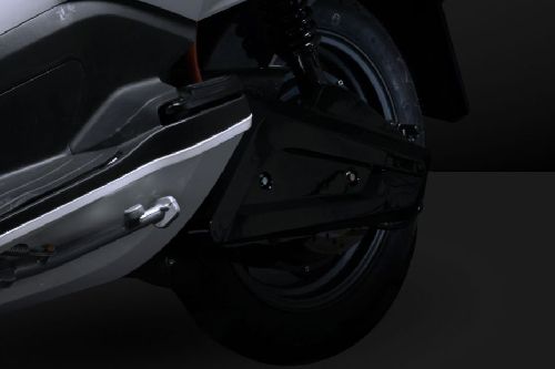 ban belakang Alva One