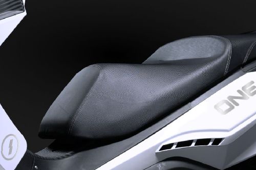 Alva One Rider Seat View