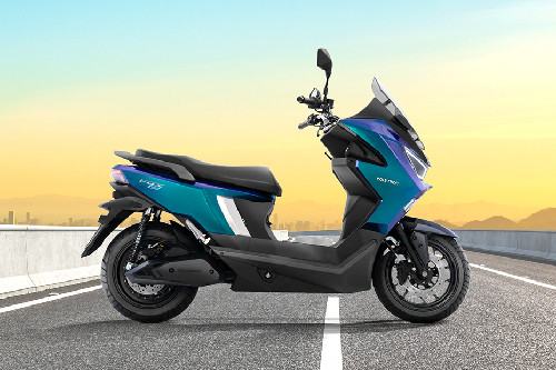 Samping kanan Polytron Fox 350