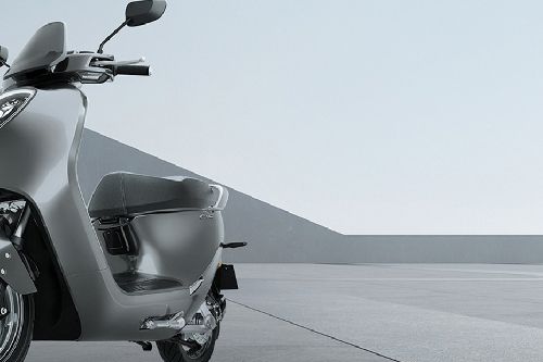 Yadea G6 Rider Seat View