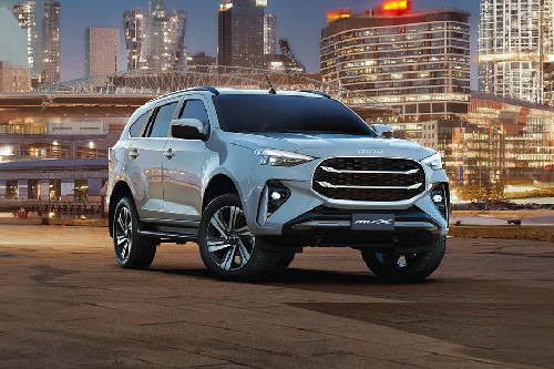 Isuzu MuX 4x4 AT Isuzu MuX 4x4 AT