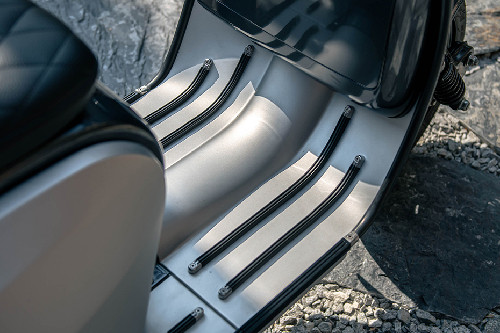 Ruang kaki Scomadi Technica 200i Urban