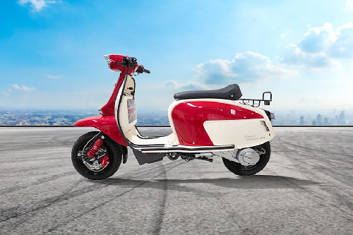 Samping kanan Samping kanan Scomadi Turismo Technica 200W