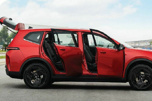VF MPV 7 Side view