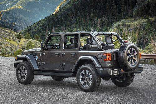 Rear Cross Side View of Jeep Wrangler