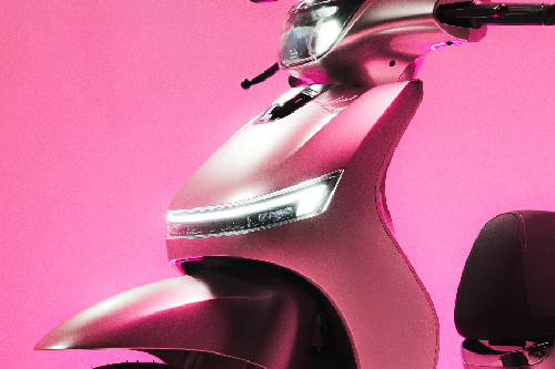 Lampu depan INDOMOBIL eMOTOR Adora