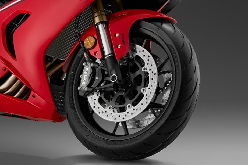 Ban depan QJ Motor SRK 800RR