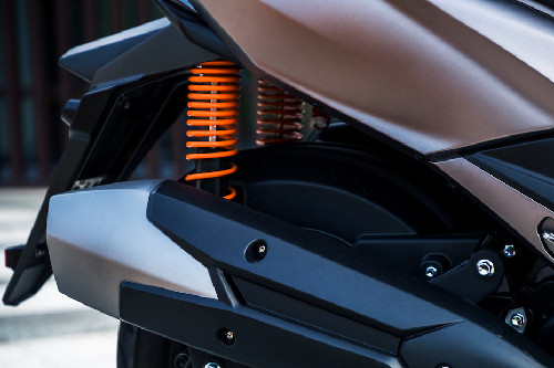 Suspensi belakang QJ Motor Fort 250