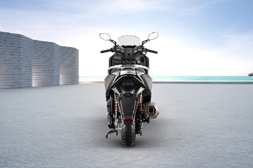 Tampak belakang Tampak belakang QJ Motor Fort 250