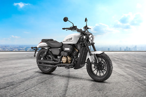 Tampak belakang serong Tampak belakang serong QJ Motor SRV 250A