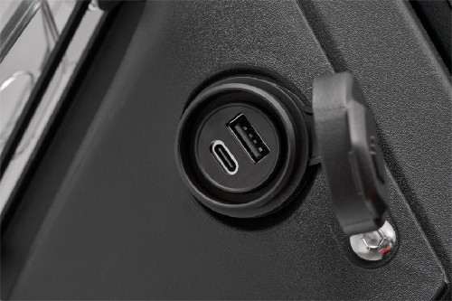 Power Outlet Power outlet QJ Motor Tourino 700 SX