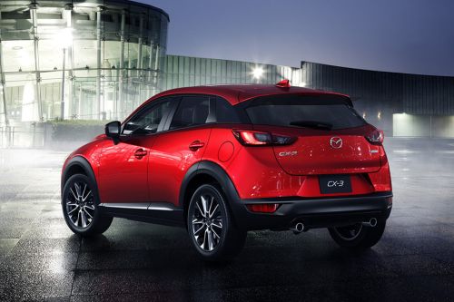 Rear Cross Side View of Mazda CX 3 (2017-2018)
