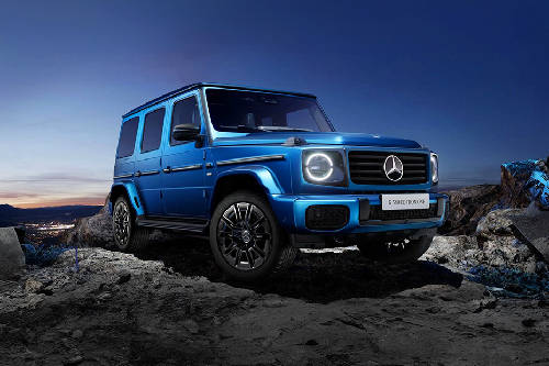 Tampak Depan Bawah Mercedes Benz G-Class Electric