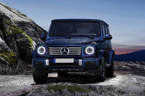 Tampak depan G-Class Electric, tilted