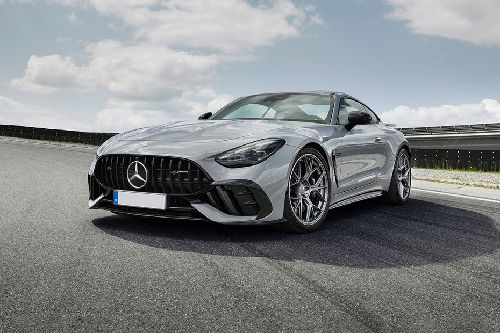 Tampak Depan Bawah Mercedes Benz AMG GT