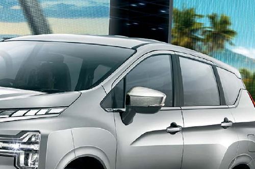 Mitsubishi Xpander 2022 Drivers Side Mirror Front Angle