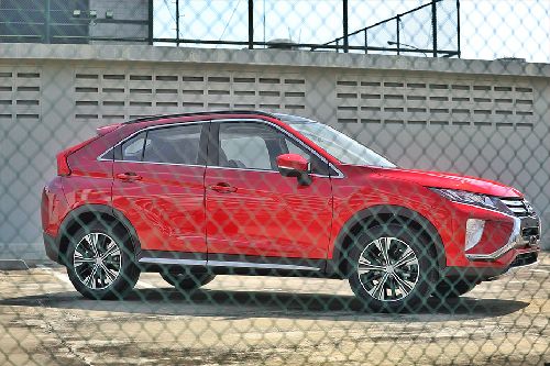 Mitsubishi Eclipse Cross Front Cross Side View