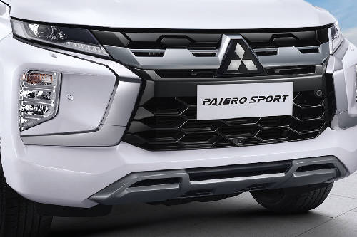 Tampak Grille Pajero Sport
