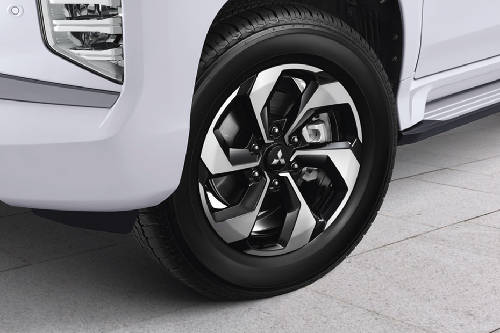Pelek Pajero Sport
