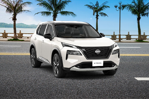 Tampak depan medium Nissan X-Trail e-Power