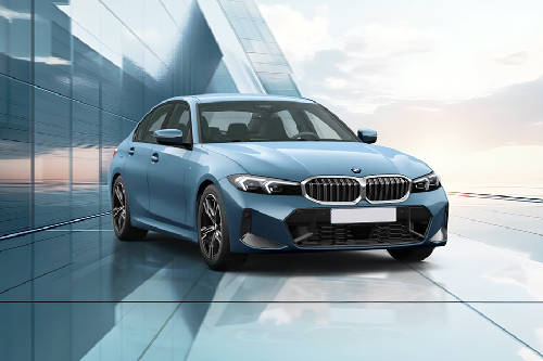 Tampak depan medium BMW 3 Series Sedan