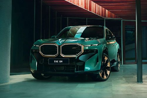 Perbandingan BMW XM vs Mercedes Benz Maybach GLS-Class - Harga ...