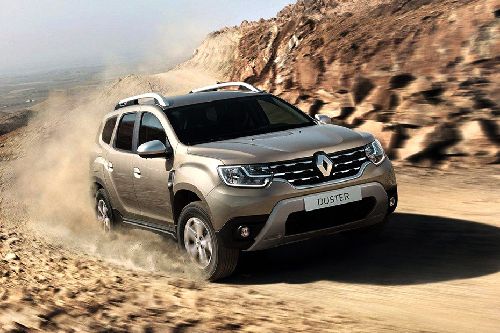 Renault Duster Front Cross Side View