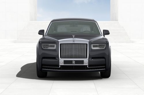 Tampak Depan Rolls Royce Phantom