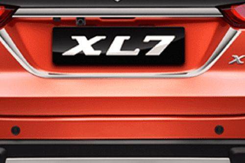 Suzuki XL7 Reverse Parking Sensors