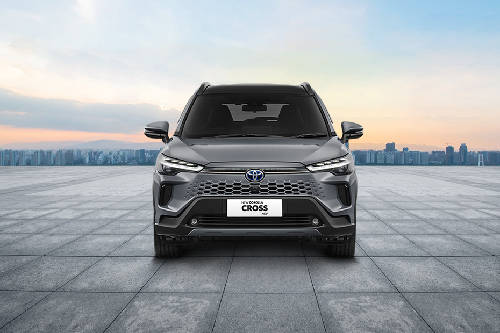 Tampak Depan Toyota Corolla Cross