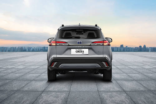 Tampak belakang Corolla Cross
