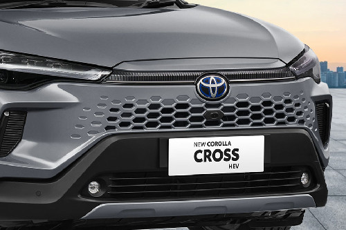 Tampak Grille Corolla Cross