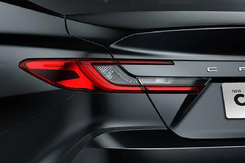 lampu belakang Camry HEV