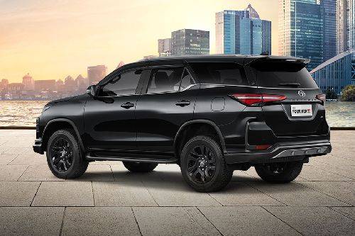 Rear Cross Side View of Toyota Fortuner