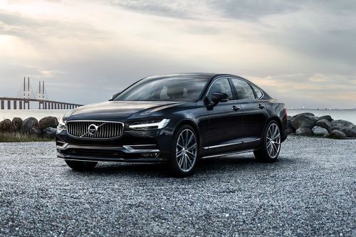 Volvo S90 Front Side View