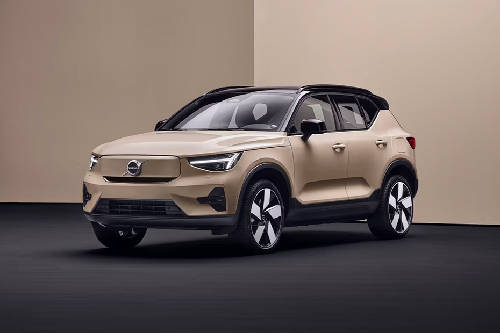 Tampak Depan Bawah Volvo EX40