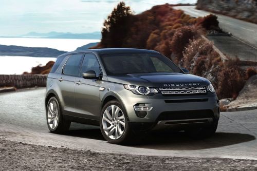 Land Rover Discovery Sport Front Cross Side View