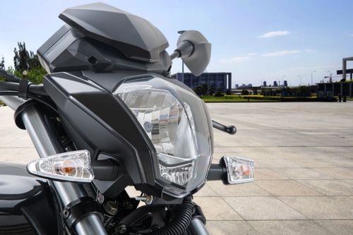 Lampu depan Benelli TNT 15