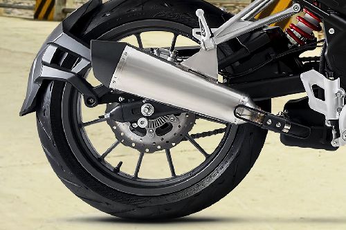 ban belakang Benelli TRK251