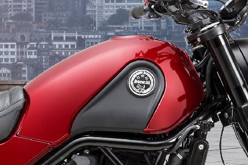 Tangki BBM Benelli Leoncino 500