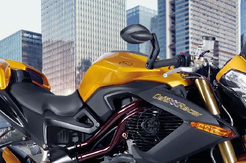 Fuel Tank View Benelli TNT 1130 Fuel Tank View