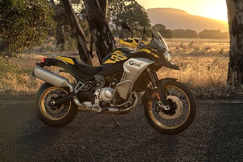 BMW F 850 GS Adventure Right Side Viewfull Image