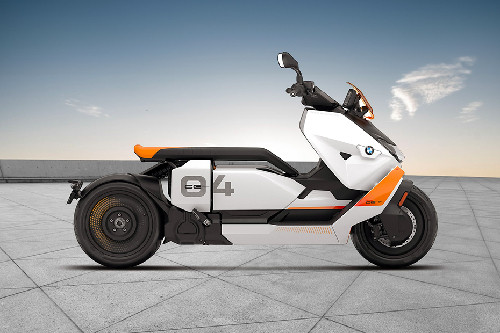 Samping kanan Samping kanan BMW CE 04